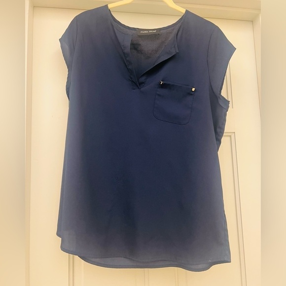 Ivanka Trump Tops - Navy short sleeve blouse with no size but fits like a medium